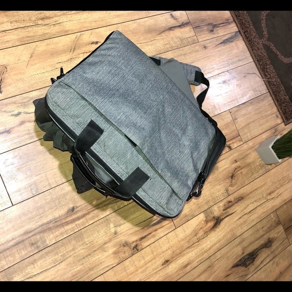 Targus CitySmart Laptop Protective Sleeve … - Picture 7 of 8